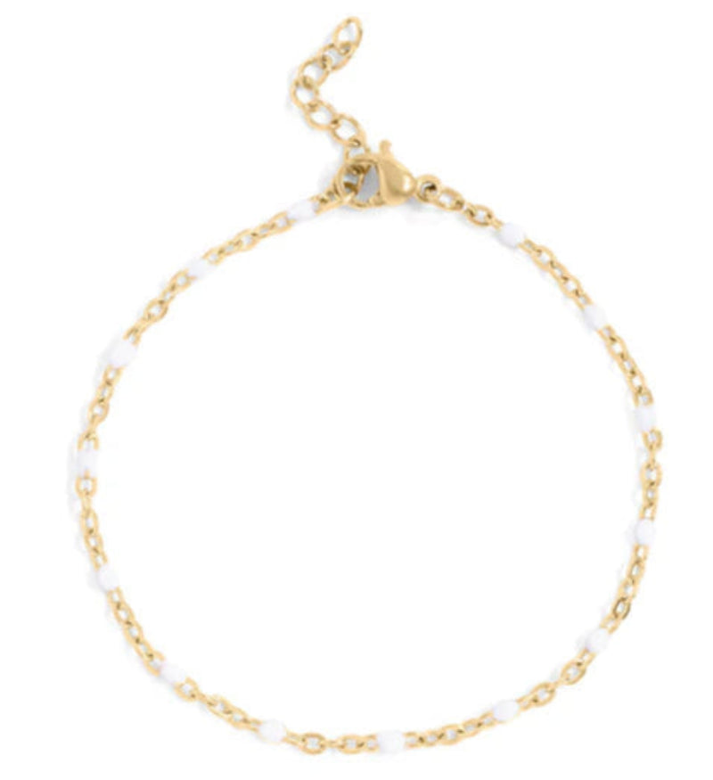 18K gold PVD coated waterproof, non-tarnish, hypoallergenic gold and white bead bracelet.