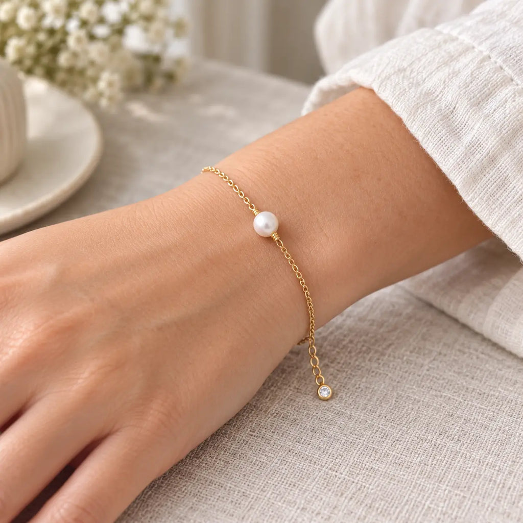 single pearl on a dainty chain bracelet