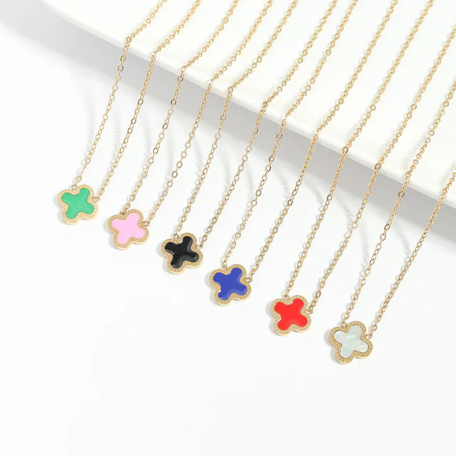 Lucky Clover Pendant Necklace