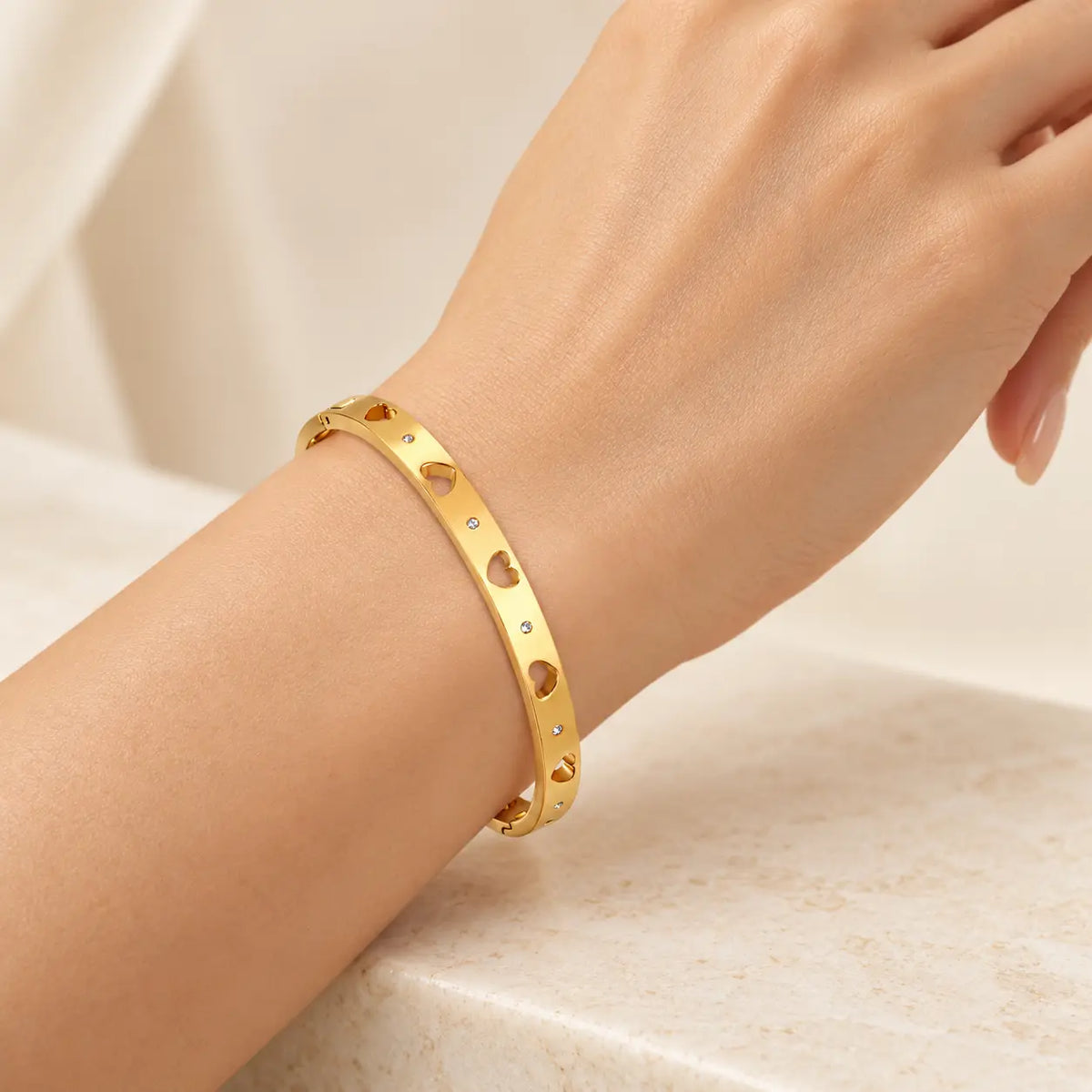 18K Gold PVD Heart Cutout Bangle Bracelet | Waterproof